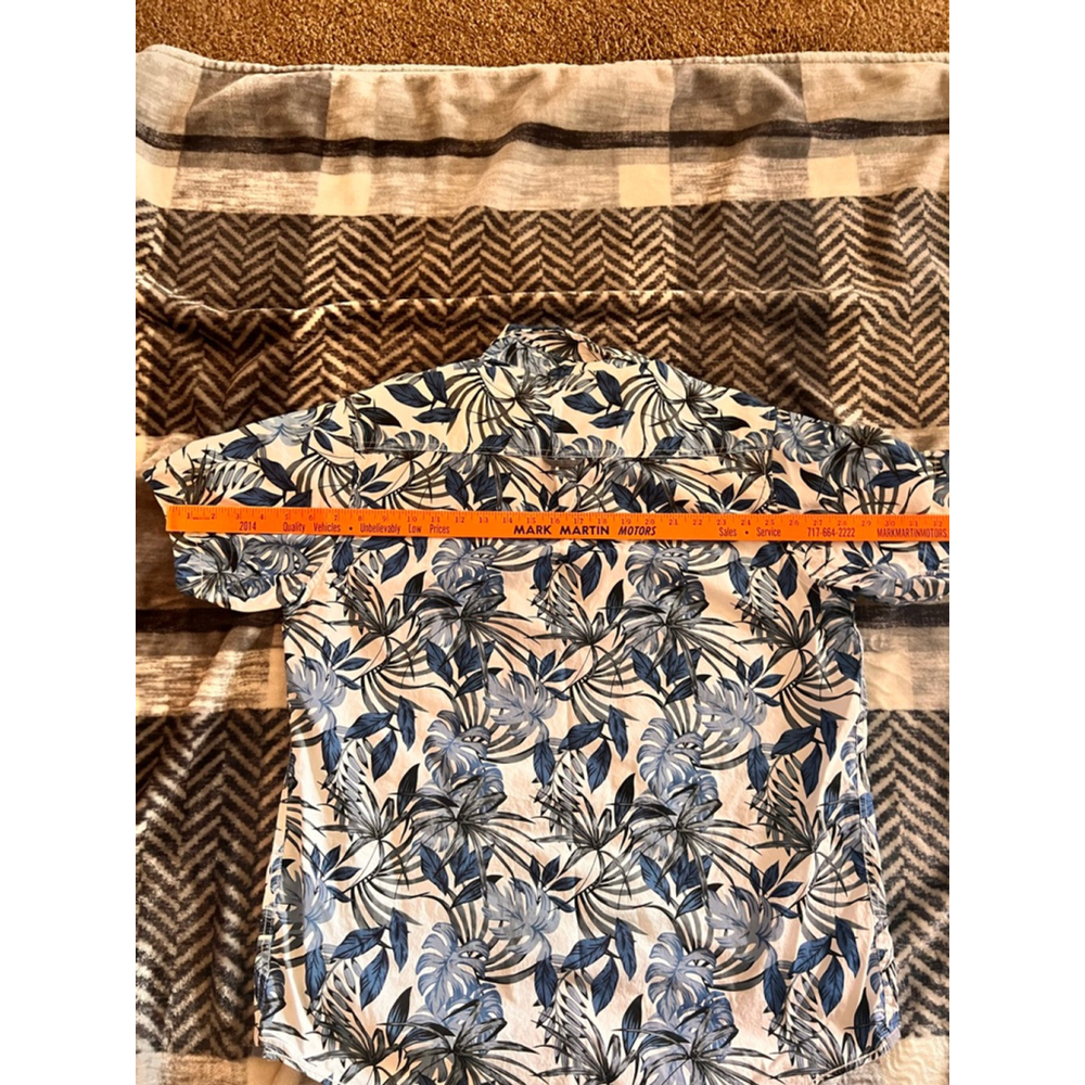 Men's FREE PLANET Casual Button Down Shirt XL White Blue Floral - Picture 4 of 6